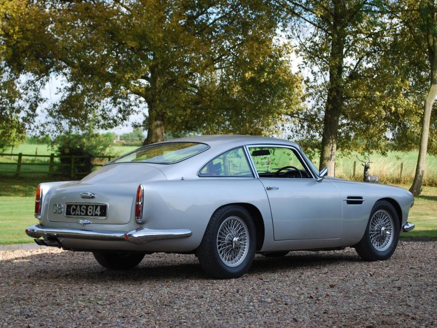  Aston Martin DB4 (Series II) 1960 года  (UK) (фото 14 из 38)
